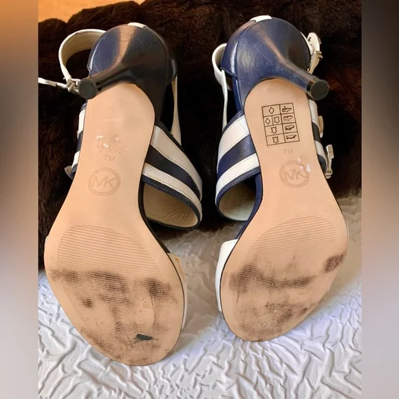 Women’s Michael Kors Navy/White Heels - Picture 8 of 8